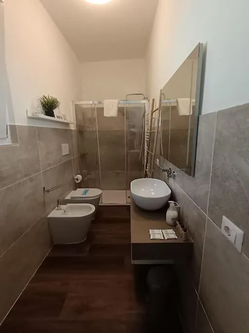 Isola Verde 2 Bedrooms Apartment Florence